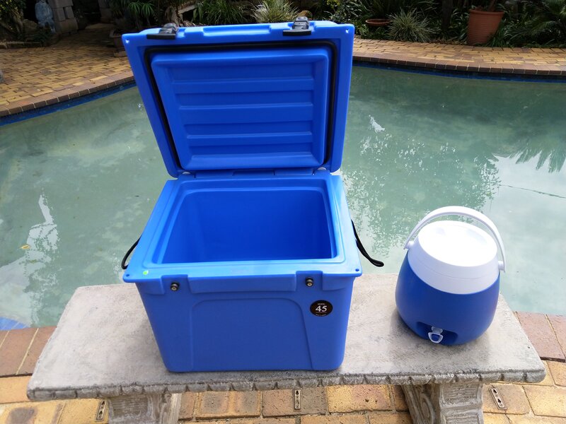 For Sale Cooler box and drink cooler Tropical Aquariums SA