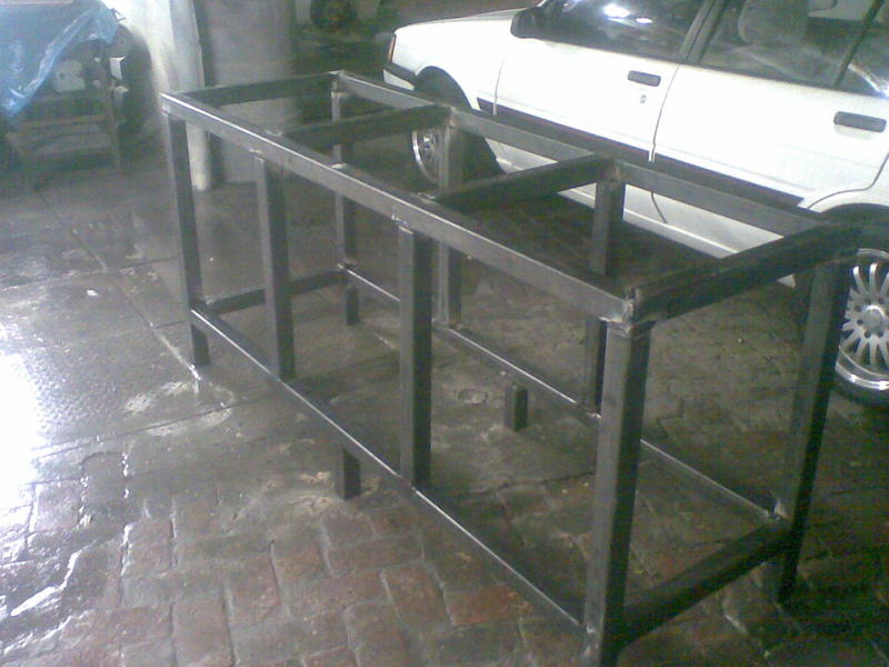 Stand 2.jpg